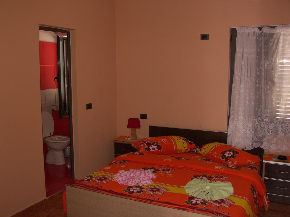 Shkodra Hotel Buitenkant foto