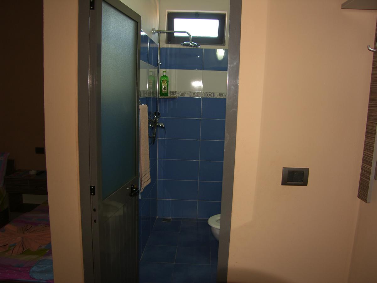 Shkodra Hotel Buitenkant foto