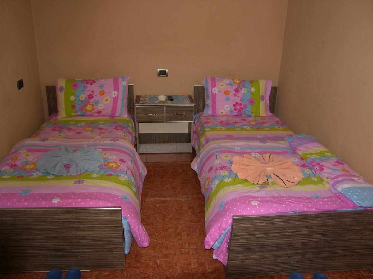 Shkodra Hotel Buitenkant foto