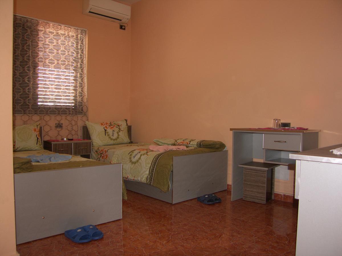 Shkodra Hotel Buitenkant foto