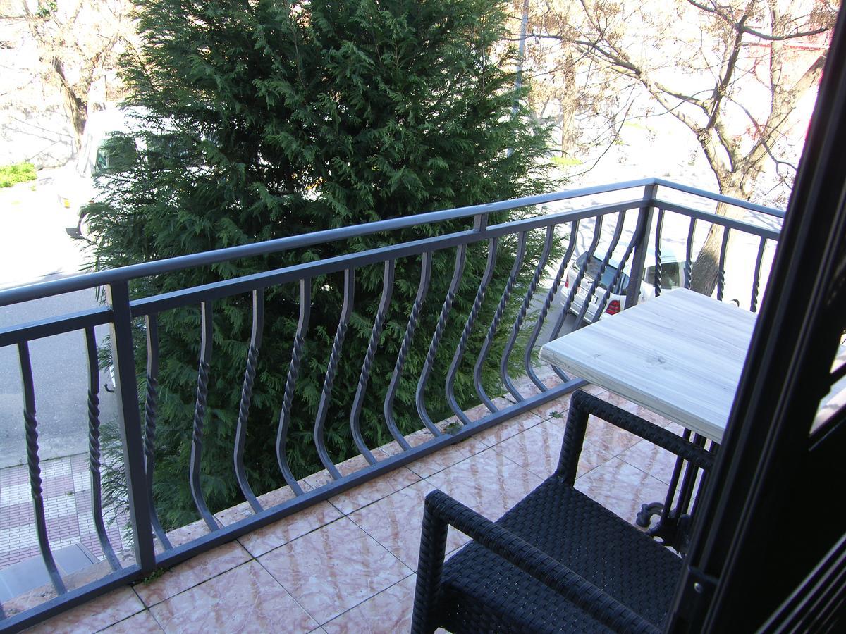 Shkodra Hotel Buitenkant foto