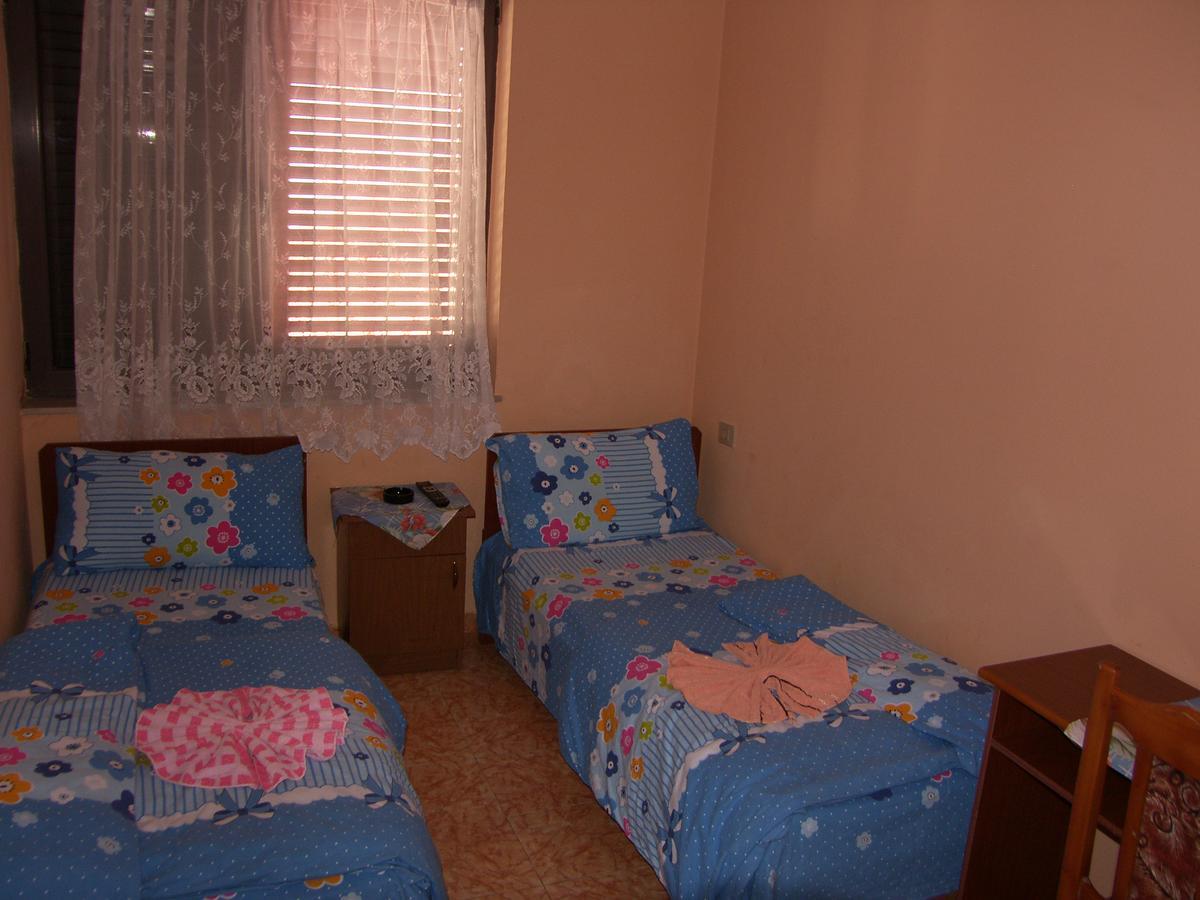 Shkodra Hotel Buitenkant foto