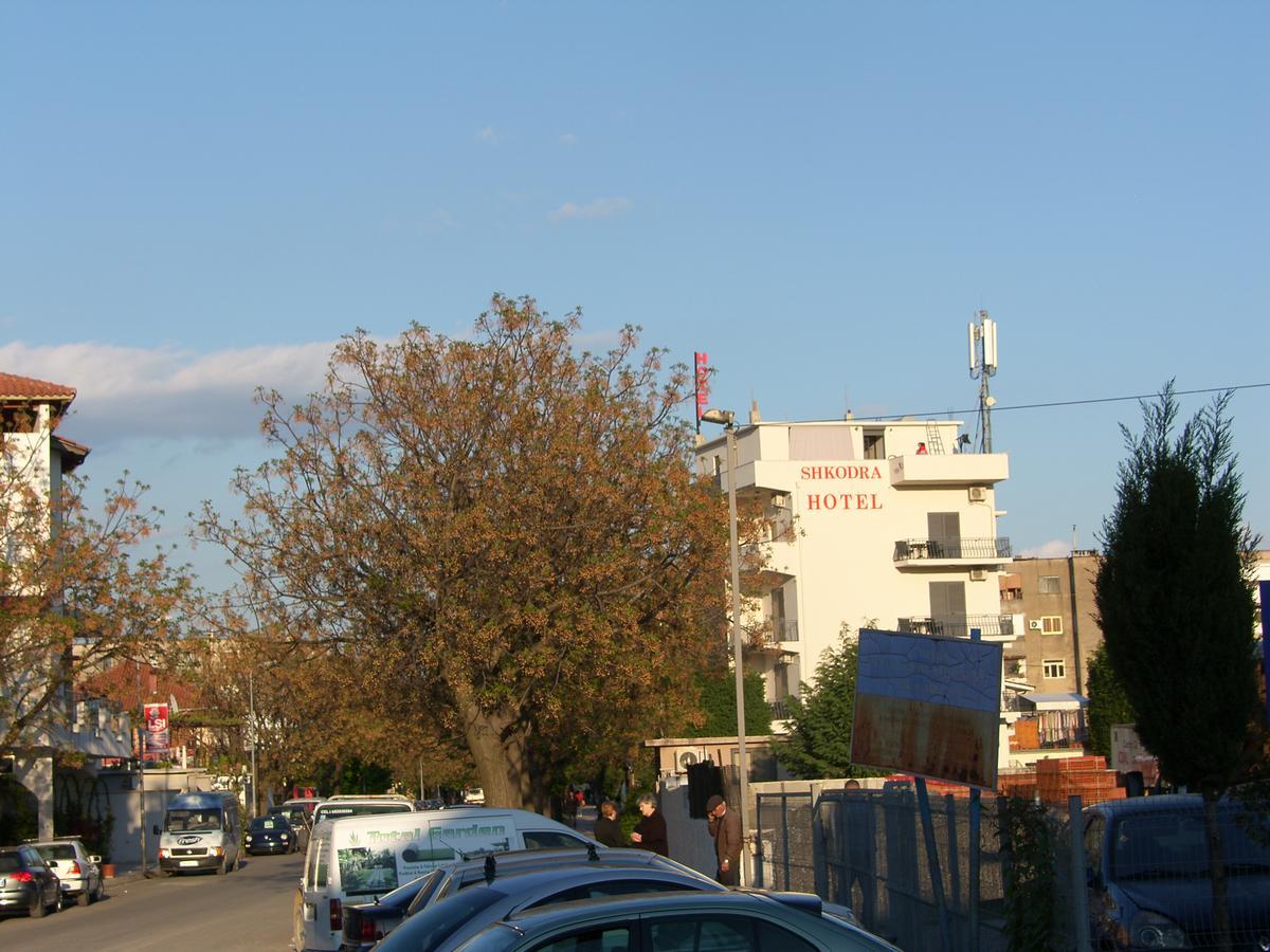 Shkodra Hotel Buitenkant foto